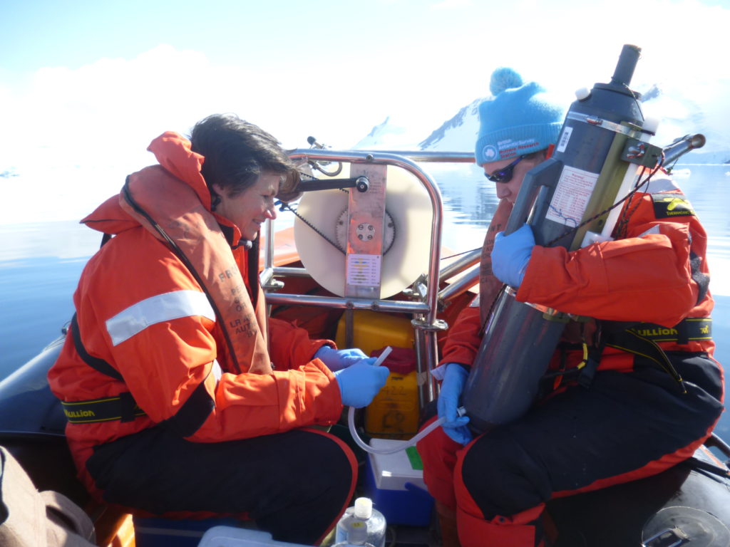 Dr Alison Webb and Dr Jacqueline Stefels sampling water